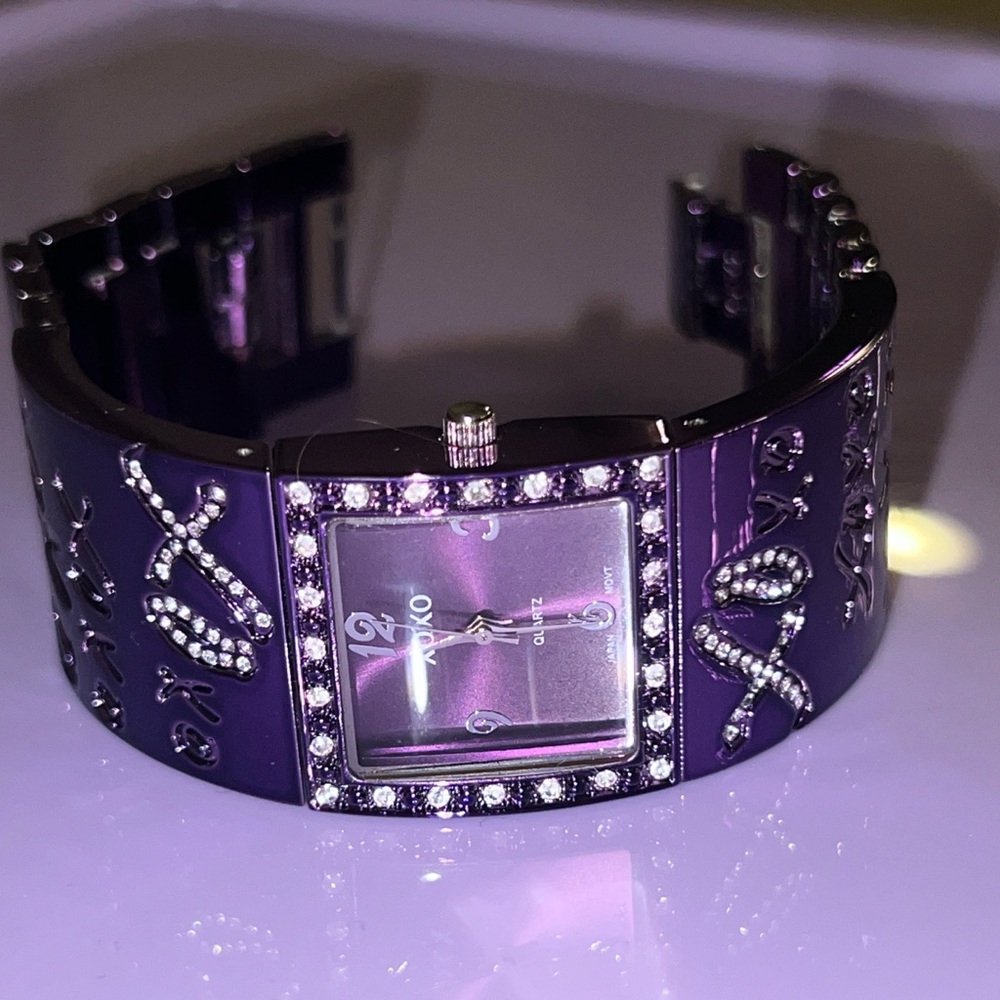 Y2K metallic Purple XO Women's Watch - Picture 1 of 5